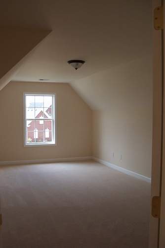 4th Bedroom - over garage